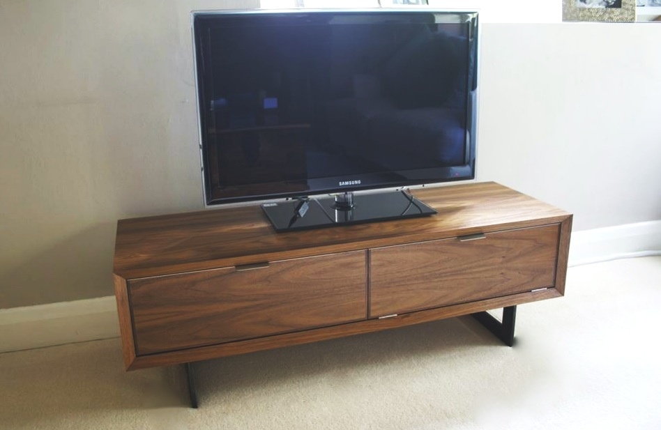 T V Unit In Walnut Chapman Bespoke Woodwork