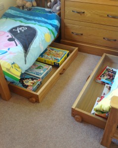 Under bed drawers on wheels